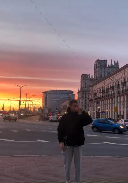 Андрей из Пинска, ищу на сайте знакомства на одну ночь