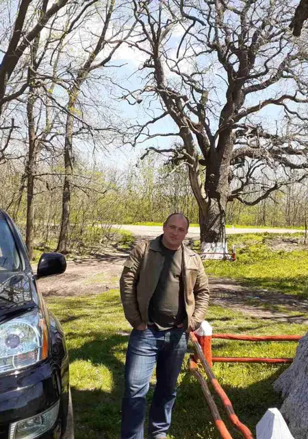 Роман з Кропивницького, мені 39 років, познайомлюсь для приємного проведення часу