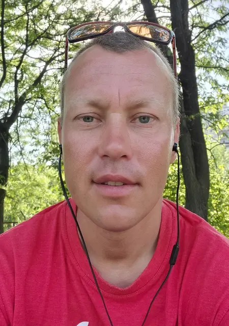 Я Виталий, 42, из Мариуполя, ищу знакомство для постоянных отношений