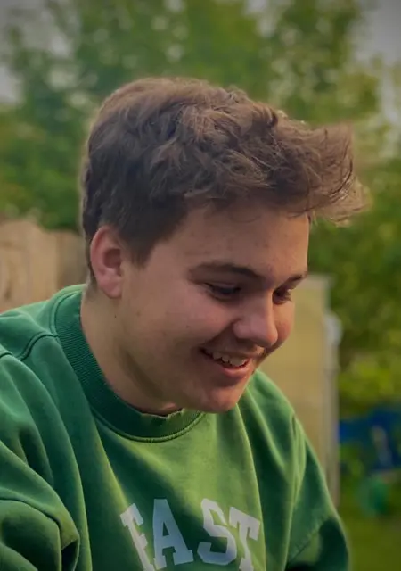 Moritz из Мюнстера, мне 20, познакомлюсь для приятного времяпровождения