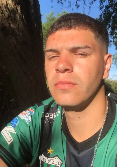 Я Angel, 25, из Буэнос-айреса, ищу знакомство для дружбы