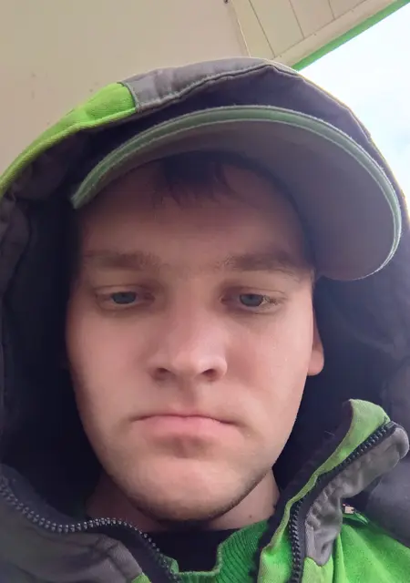 Дмитрий з Черкас, шукаю на сайті знайомства на одну ніч