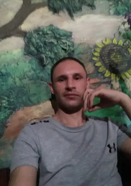 Я Сашка, 33, знакомлюсь для дружбы в Никополе