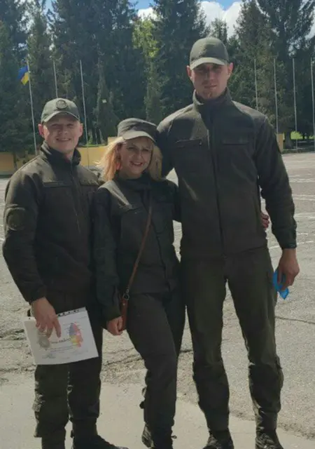 Я Женя, 29, знакомлюсь для приятного времяпровождения в Краснограде