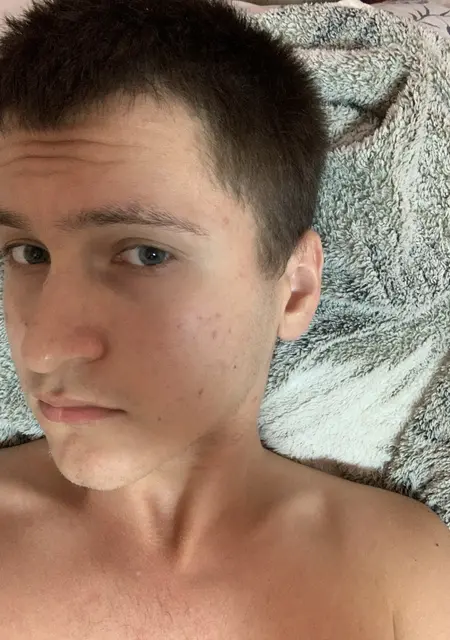 Я Артем, 21, из Белой Церкви, ищу знакомство для дружбы