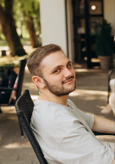 Nazariy из Тернополя, мне 26, познакомлюсь для открытые отношения