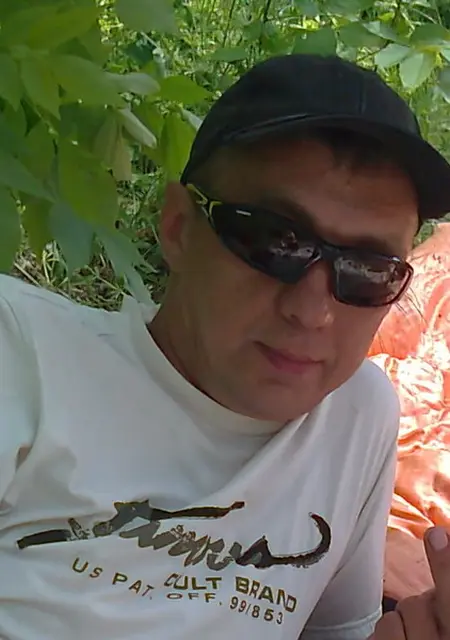 Valeron з Луганська, шукаю на сайті приємне проведення часу