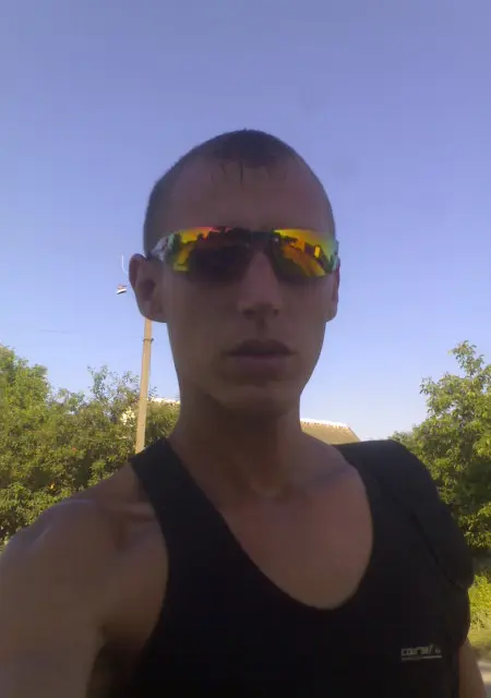 Я Alex, 43, знакомлюсь на одну ночь в Херсоне