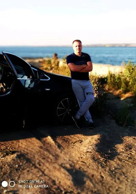 Denis из Чернигова, ищу на сайте знакомства без обязательств