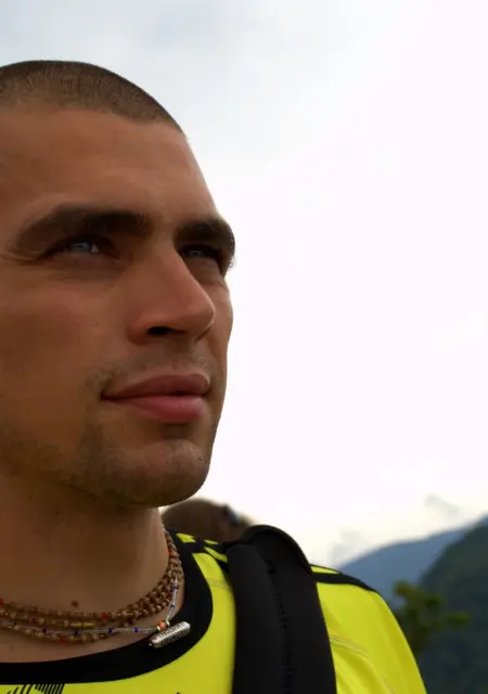 Я Адрей, 30, из Херсона, ищу знакомства без обязательств