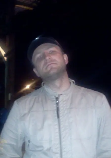 Я Саша, 40, знакомлюсь для приятного времяпровождения в Донецке