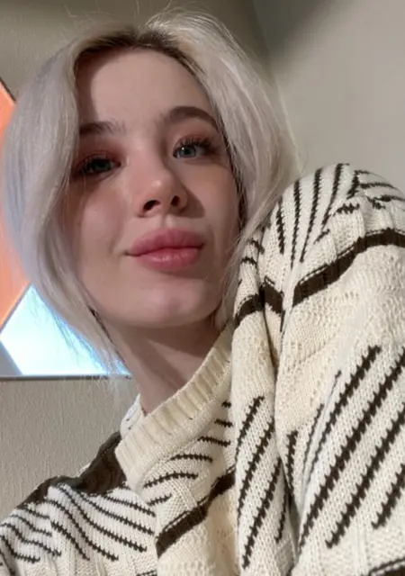 Я Даша, 22, из Лубен, ищу знакомства на одну ночь