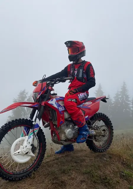 Filip из Ужгорода, ищу на сайте знакомства на одну ночь