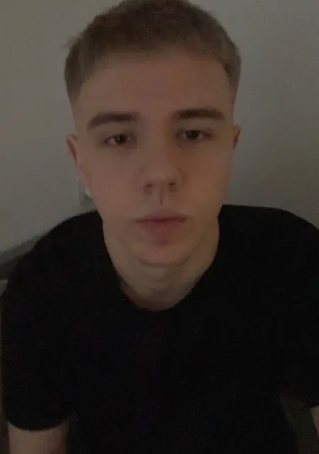 Саша из Каменца-Подольского, ищу на сайте знакомства без обязательств