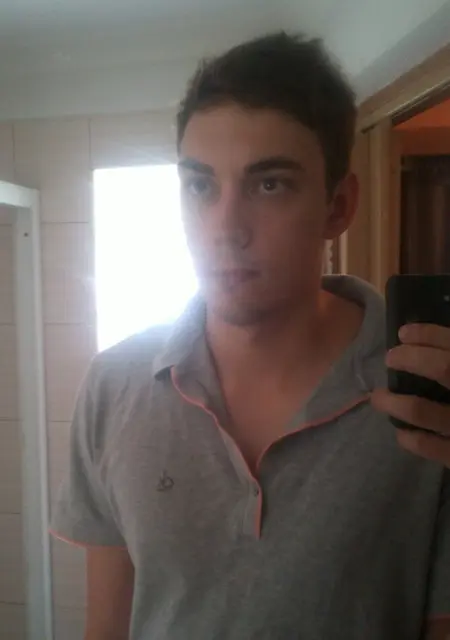 Антон из Мукачева, мне 37, познакомлюсь на одну ночь