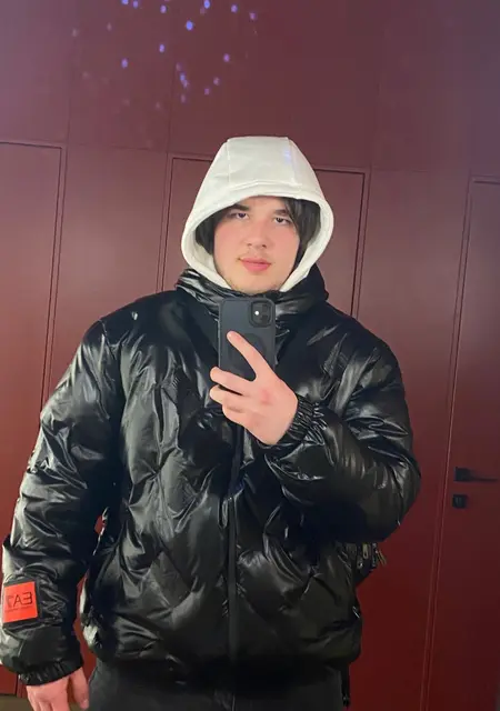 Я Илья, 29, знакомлюсь для общения в Сумах