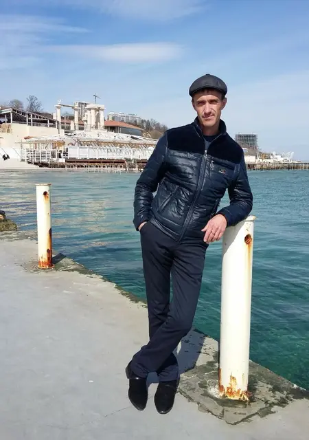 Я Yurij, 41, из Одессы, ищу знакомства на одну ночь