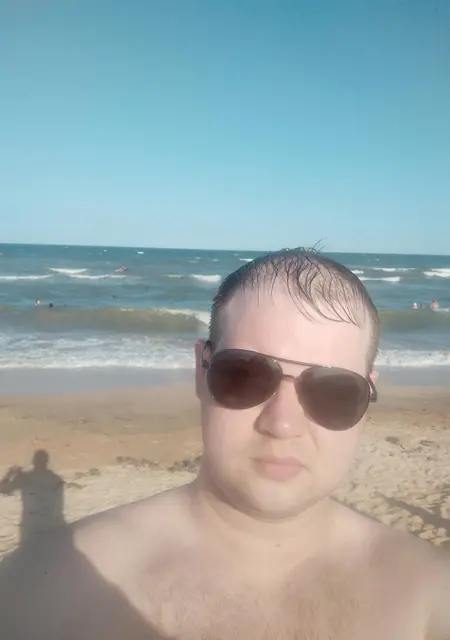 Я Дима, 31, из Харькова, ищу знакомства без обязательств