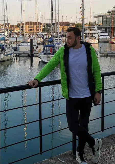 Нет Имени из Херсона, ищу на сайте знакомства без обязательств