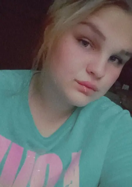 Juliana из Риги, ищу на сайте постоянные отношения