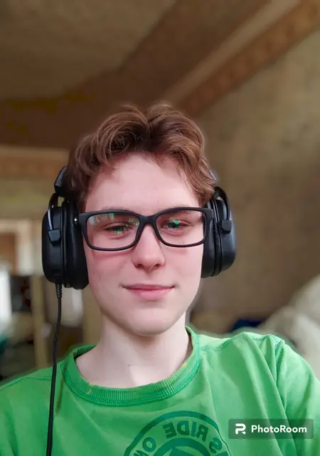 Матвей из Броваров, ищу на сайте знакомства на одну ночь