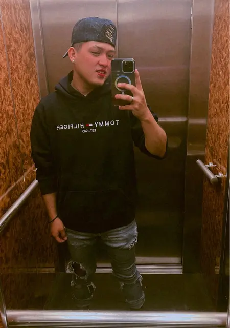 Alex de Bilbao, busco en el sitio lío de una noche