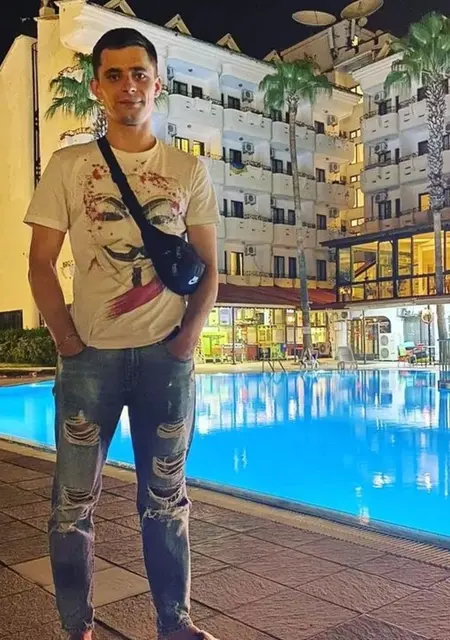 Andrii з Червонограда, мені 33 років, познайомлюсь на одну ніч