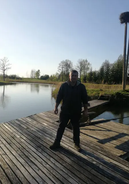 Я Павел, 46, из Борисова, ищу знакомства на одну ночь