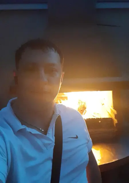 Я Александр, 41 років, знайомлюсь на одну ніч у Одесі