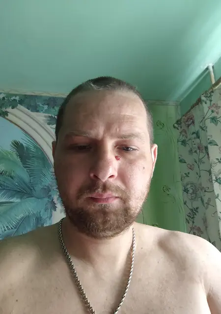 Я Евгений, 37 років з Краматорська, шукаю знайомства без зобов'язань