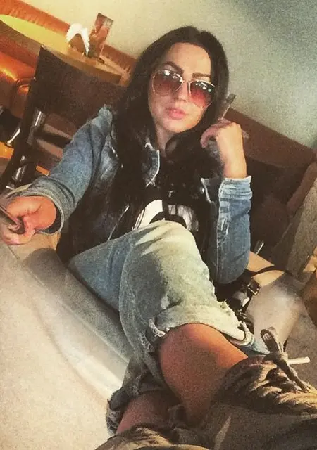 Дина из Харькова, ищу на сайте знакомства на одну ночь