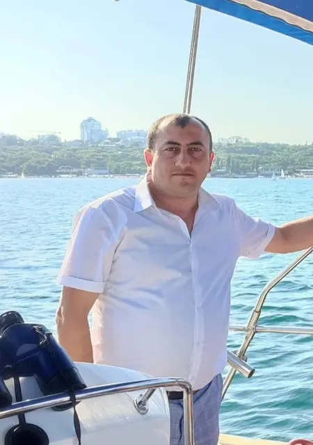 Я Андрей, 45, из Одессы, ищу знакомство для общения