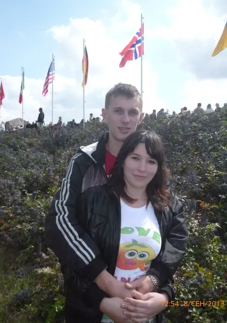 Денис И Анна из Донецка, мне 30, познакомлюсь на одну ночь