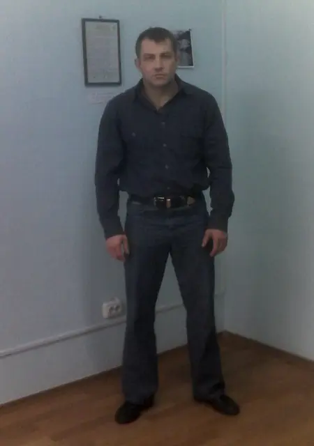 Я Игорь, 42 років, знайомлюсь для постійних стосунків у Кривому Розі