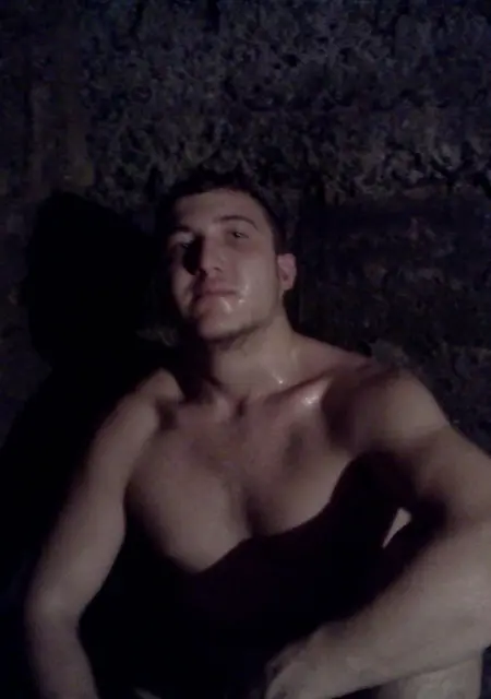 Я Валентин, 34, знакомлюсь без обязательств в Васильевке