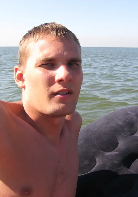 Lyoha з Краматорська, мені 38 років, познайомлюсь без зобов'язань