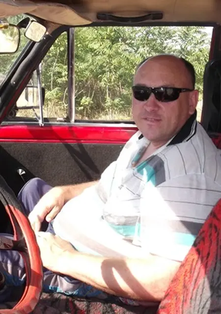 Я Юрий, 58, знакомлюсь на одну ночь в Геническе