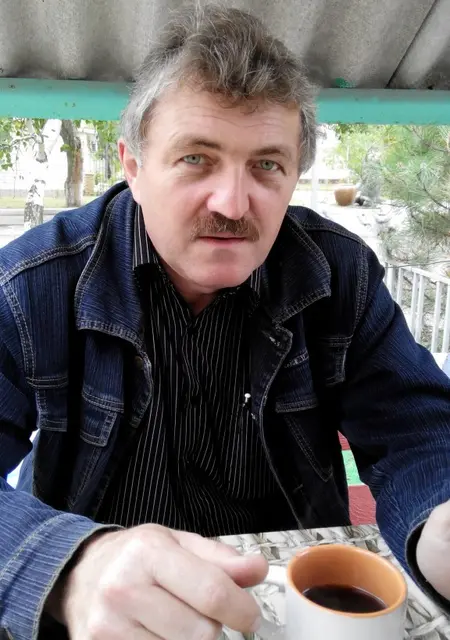 Владимир из Ворзели, мне 59, познакомлюсь на одну ночь