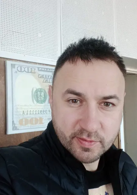 Я Евгений, 38, знакомлюсь без обязательств в Запорожье