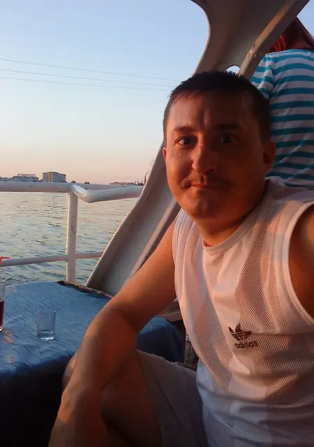 Владимир из Макеевки, мне 48, познакомлюсь для дружбы