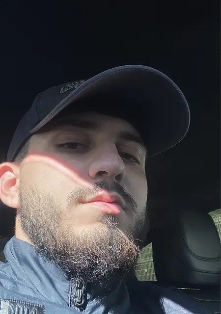 Andrey из Брюсселя, ищу на сайте приятное времяпровождение