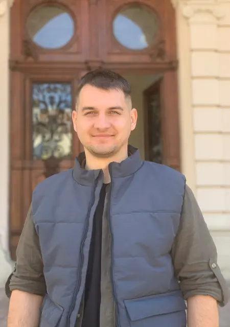 Олександр из Черновцов, ищу на сайте постоянные отношения