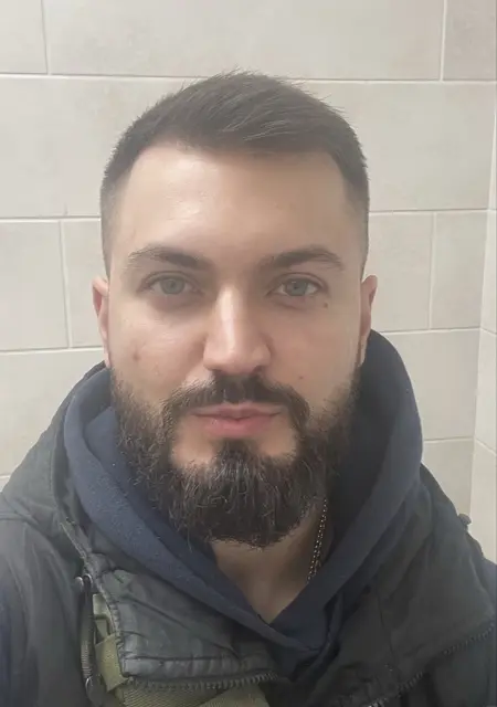 Andrii из Харькова, мне 29, познакомлюсь для общения