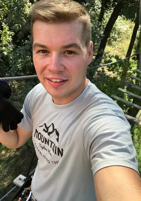 Евгений из Ирпени, ищу на сайте постоянные отношения