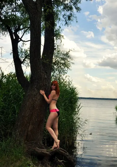 Арина з Кривого Рогу, шукаю на сайті приємне проведення часу