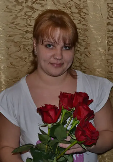 Я Наташа, 42, из Харькова, ищу знакомства без обязательств