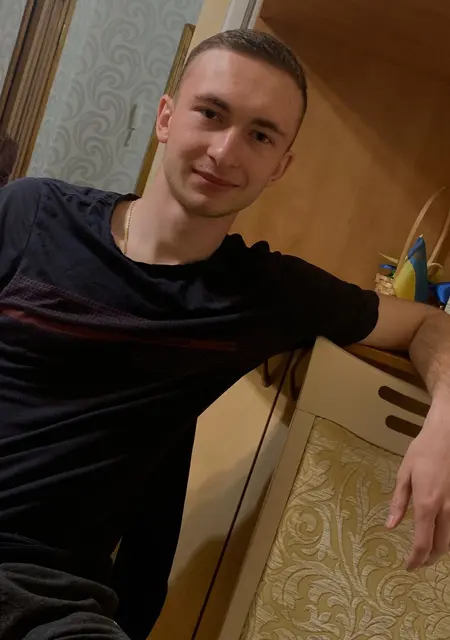 Богдан из Луцка, ищу на сайте знакомства на одну ночь