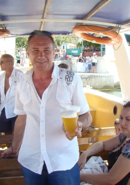 Я Георгий, 58, знакомлюсь на одну ночь в Донецке