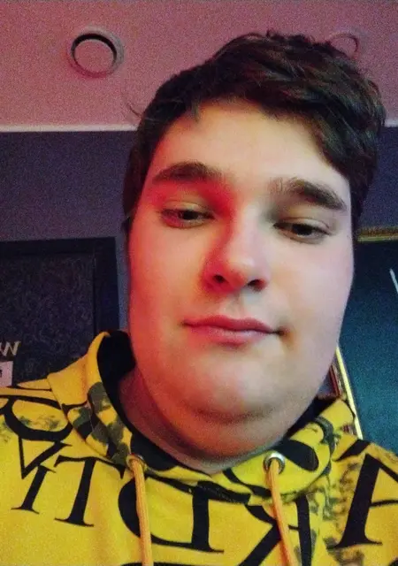 Я Вадим, 24, знакомлюсь для дружбы в Силламяэ