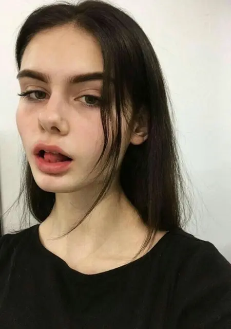 Вероника из Винницы, ищу на сайте общение